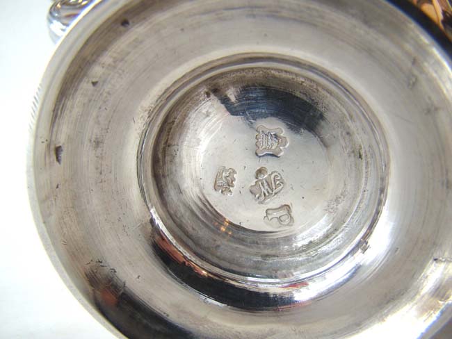 A fine 18th century silver Teapot by Thomas Whipham, London, 1750 — image 3